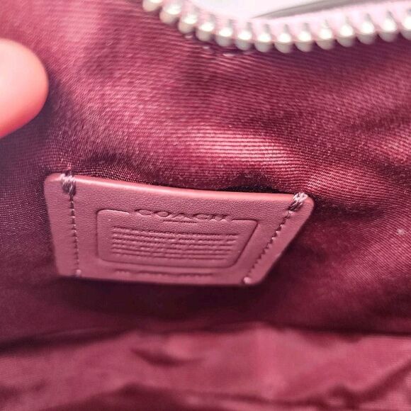 NWT COACH CP020 Heart Crossbody Metallic Lilac Pink - Picture 6 of 8